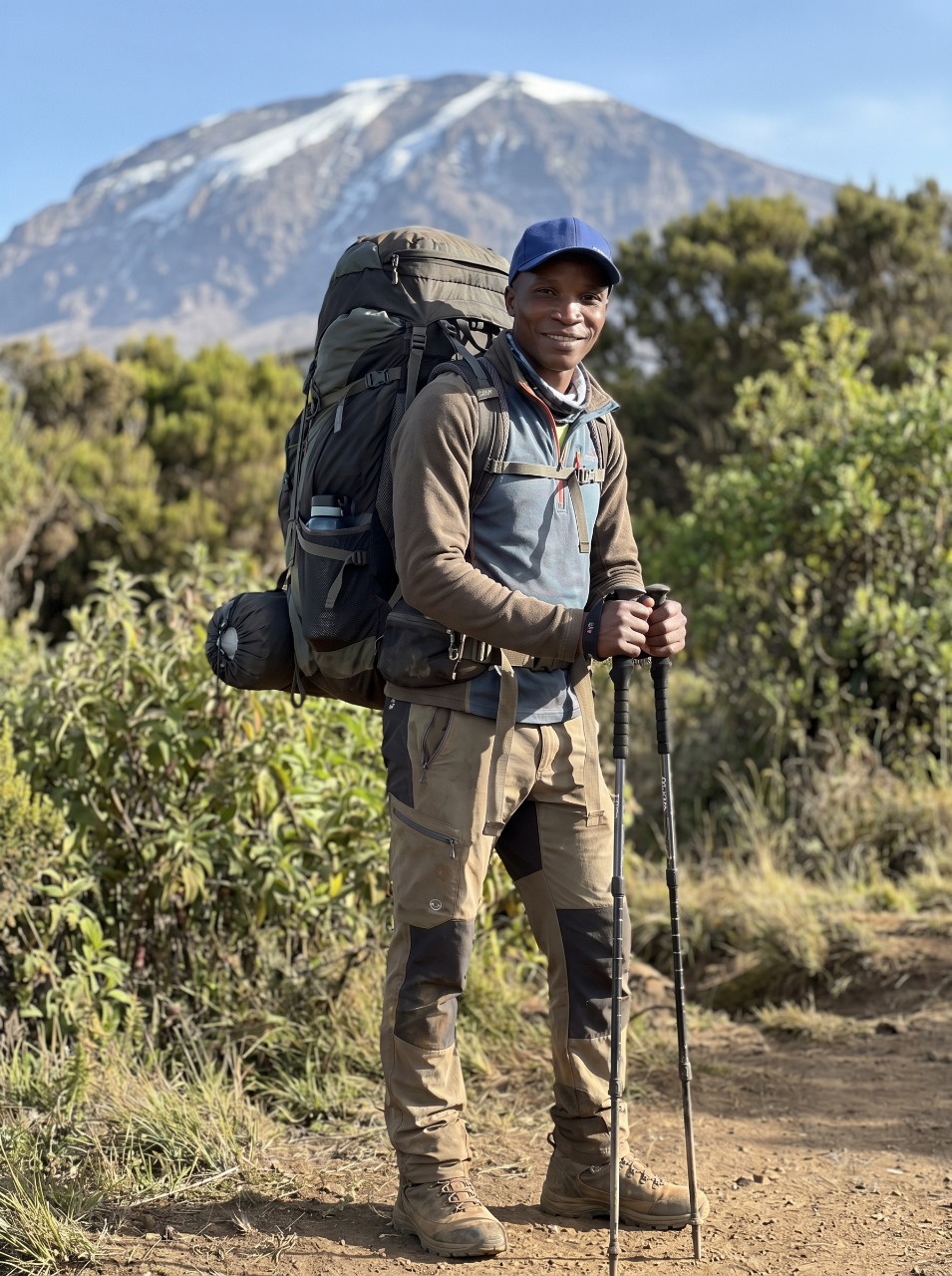 Wisani — solo climber on the Machame route